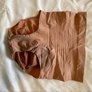 SKIMS Sculpting Mid Waist Brief